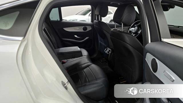 Mercedes-Benz GLC-Class X253 2021 Белый из Кореи, фото 2