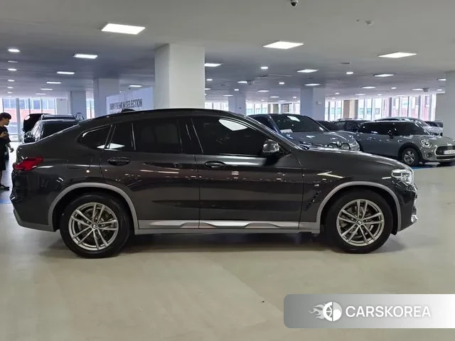 BMW X4 (G02) 2020 Черный из Кореи, фото 2