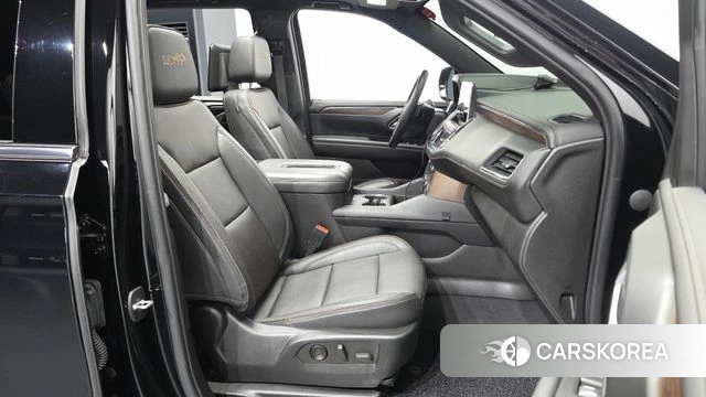 Chevrolet (GM Daewoo) Tahoe 2023 Черный из Кореи, фото 2