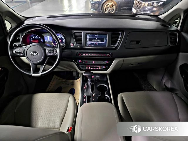 Kia The New Carnival 2018 Красный из Кореи, фото 2