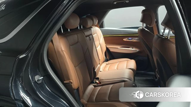 Genesis GV70 2024 Черный из Кореи, фото 2