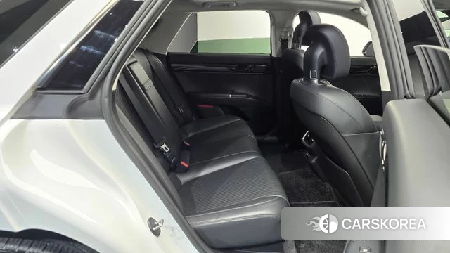 Hyundai Grandeur (GN7) 2022 Белый из Кореи, фото 2