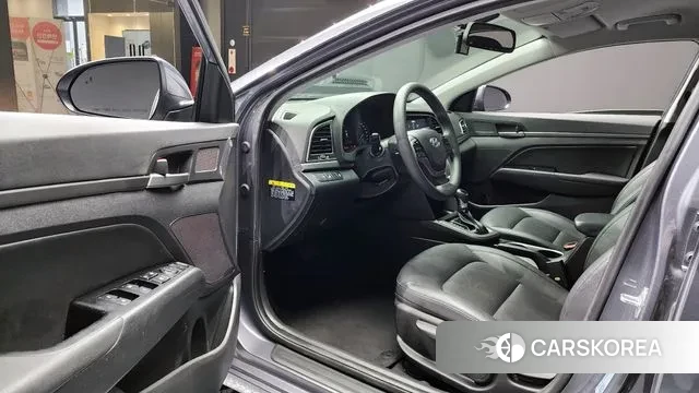 Hyundai Avante AD 2018 Серый из Кореи, фото 2