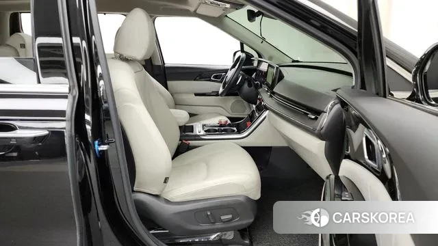 Kia Carnival 4th generation 2022 Черный из Кореи, фото 2