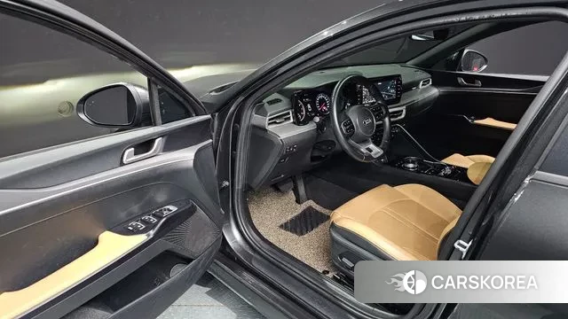 Kia K5 3rd generation 2021 Серый из Кореи, фото 2