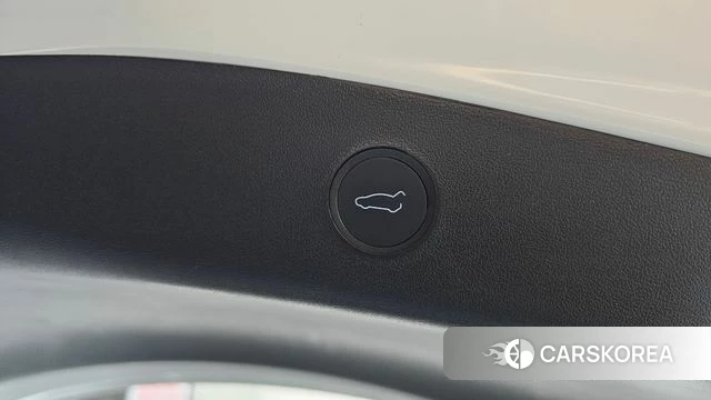 Tesla Model 3 2022 Белый из Кореи, фото 2