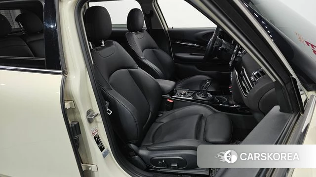 Mini Cooper D Clubman 2020 Жемчужный цвет из Кореи, фото 2