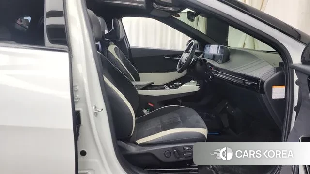 Kia EV6 2021 Белый из Кореи, фото 2