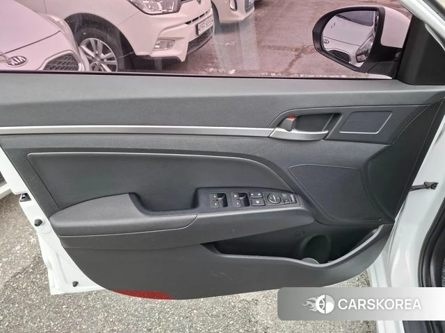 Hyundai The New Avante AD 2019 Белый из Кореи, фото 2