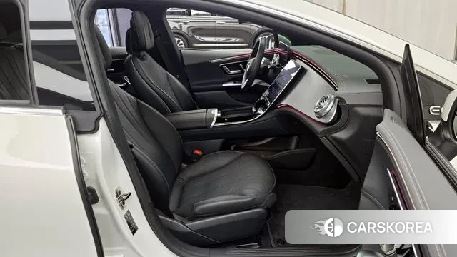 Mercedes-Benz EQE V295 2022 Белый из Кореи, фото 2