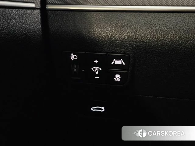 Kia K5 3rd generation 2023 Черный из Кореи, фото 2