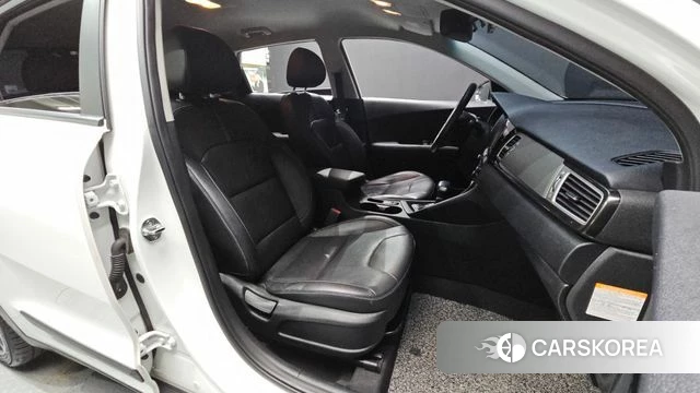 Kia Niro 2019 Белый из Кореи, фото 2