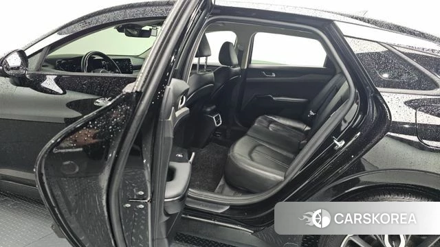 Kia K5 3rd generation 2023 Черный из Кореи, фото 2