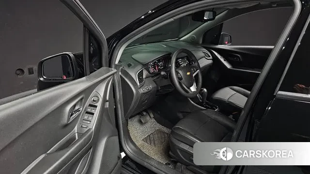 Chevrolet (GM Daewoo) The New Trax 2021 Черный из Кореи, фото 2