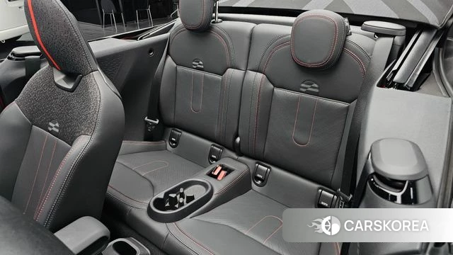 Mini Cooper S Convertible 4th Generation 2025 Красный из Кореи, фото 2