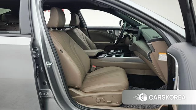 Kia K8 Hybrid 2023 Серебристо-серый из Кореи, фото 2