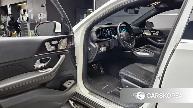 Mercedes-Benz GLE-Class W167 2023 Белый из Кореи, фото 2