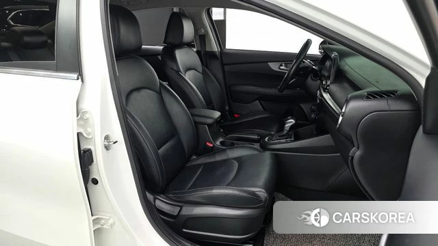 Kia Come New K3 2018 Белый из Кореи, фото 2