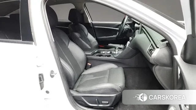 Genesis G70 2019 Белый из Кореи, фото 2