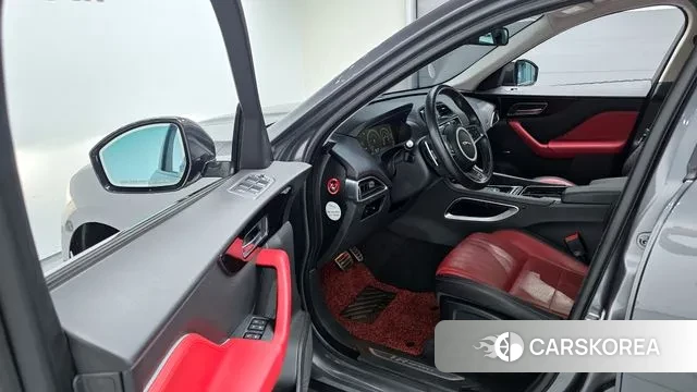 Jaguar F-PACE 2018 Серый из Кореи, фото 2