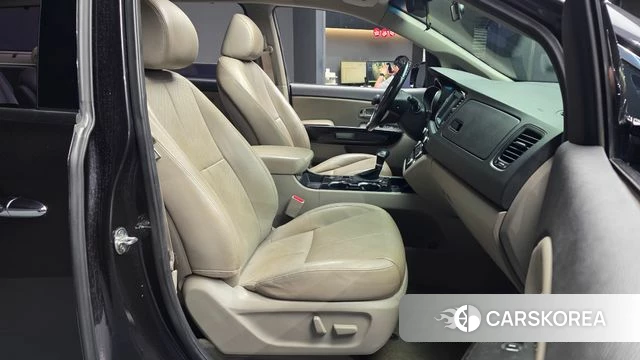 Kia The New Carnival 2018 Серый из Кореи, фото 2