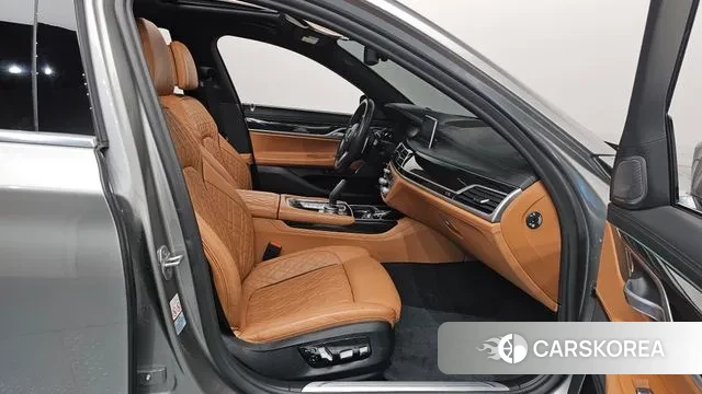 BMW 7 Series (G11) 2020 Серый из Кореи, фото 2