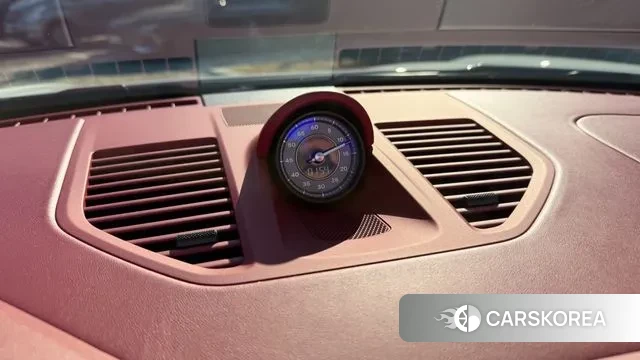 Porsche 911(992) 2024 Белый из Кореи, фото 2