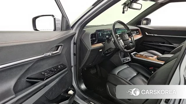 Ssangyong Torres EVX 2023 Серебряный из Кореи, фото 2