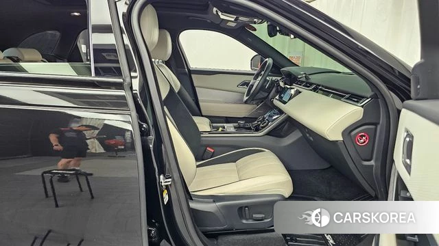 Land Rover Range Rover Velar 2019 Черный из Кореи, фото 2
