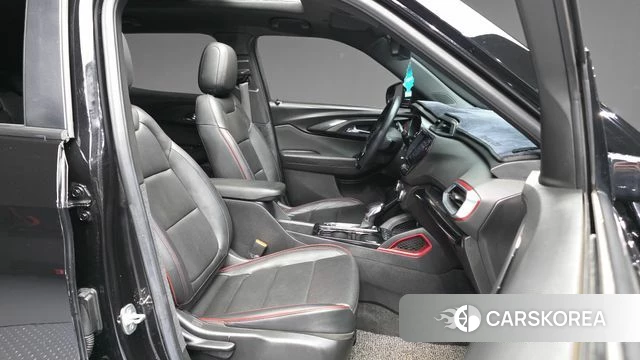 Chevrolet (GM Daewoo) Trailblazer 2021 Черный из Кореи, фото 2