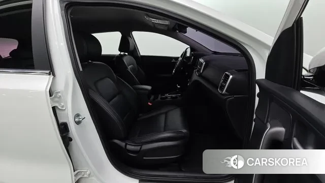 Kia Sportage The Bold 2018 Белый из Кореи, фото 2