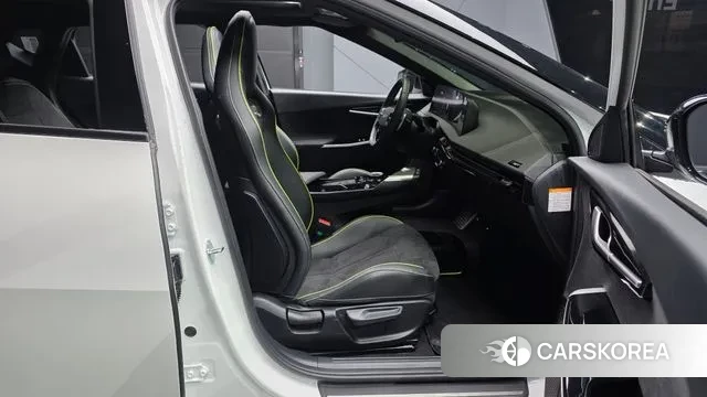 Kia EV6 2023 Белый из Кореи, фото 2