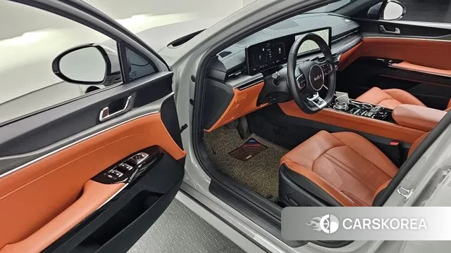 Kia The New K5 3rd generation 2024 Серебристо-серый из Кореи, фото 2