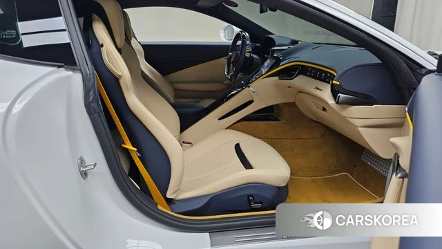 Ferrari Rome 2023 Белый из Кореи, фото 2