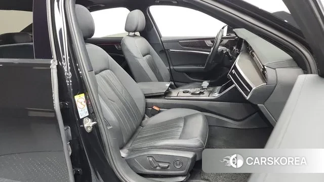 Audi A6 (C8) 2020 Черный из Кореи, фото 2