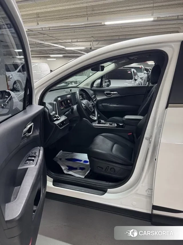 Kia Sportage 5th Generation 2024 Белый из Кореи, фото 2