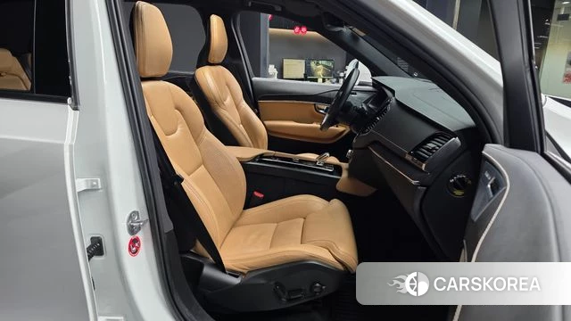 Volvo XC90 second Generation 2022 Белый из Кореи, фото 2