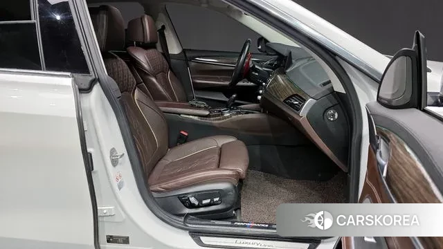 BMW 6 Series GT (G32) 2020 Белый из Кореи, фото 2