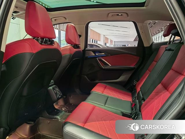 BMW X1 2023 Черный из Китая, фото 2