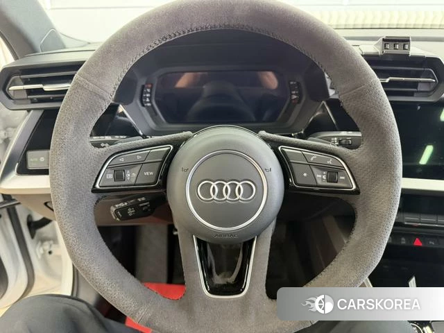 Audi A3 2023 Белый из Китая, фото 2