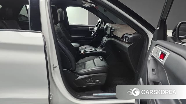 Ford Explorer 6th Generation 2020 Белый из Кореи, фото 2