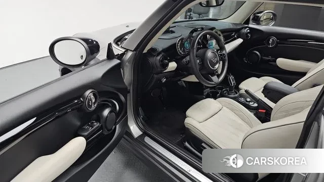 Mini Cooper S 2023 Серебристо-серый из Кореи, фото 2