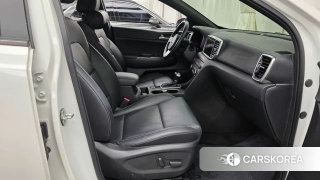 Kia Sportage The Bold 2021 Белый из Кореи, фото 2