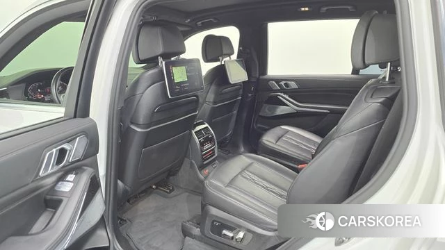 BMW X7 (G07) 2021 Белый из Кореи, фото 2