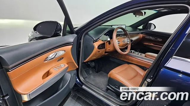 Genesis GV70 2023 Синий из Кореи, фото 2