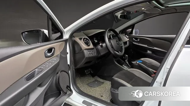 Renault Korea (Samsung) Clio 2019 Белый из Кореи, фото 2