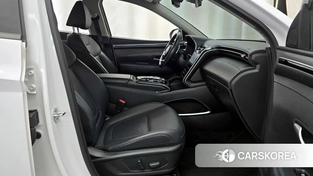 Hyundai Tucson (NX4) 2021 Белый из Кореи, фото 2