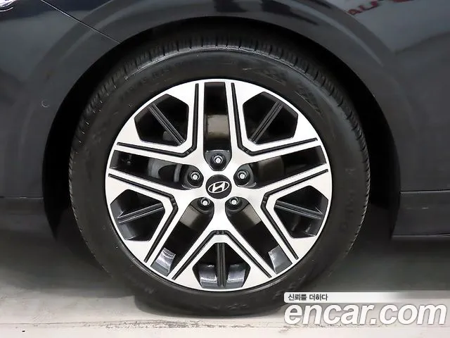 Hyundai Grandeur Hybrid (GN7) id 2689311 из Кореи 2