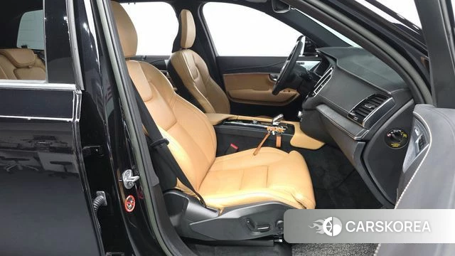 Volvo XC90 second Generation 2022 Черный из Кореи, фото 2