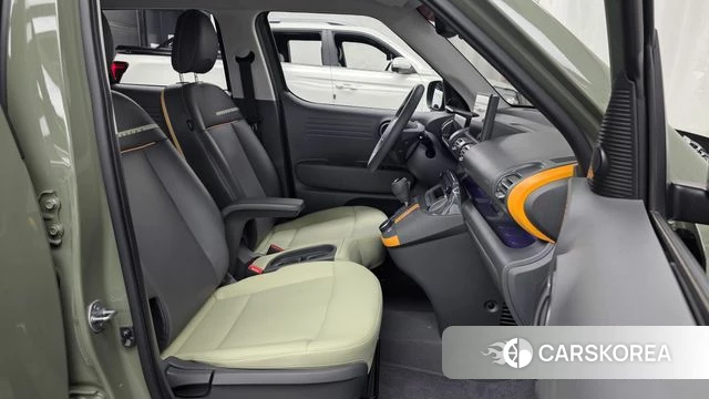 Hyundai Casper 2024 Темно-зеленый из Кореи, фото 2